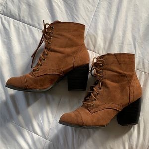 Cute heel boots